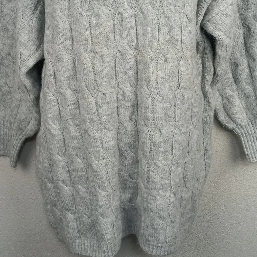 G B Womens Gray Cable Knit Turtleneck Oversized Chunky  Sweater sz M Preppy